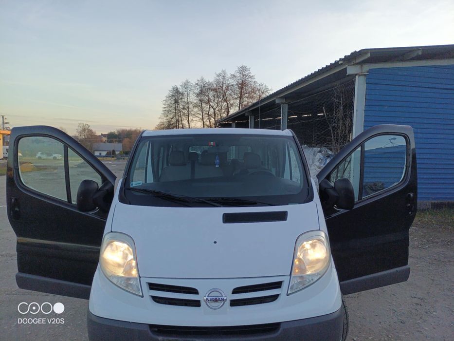Vivaro 2.0D 2008r Lift 9 Osób 2x koła Mały Przebieg
