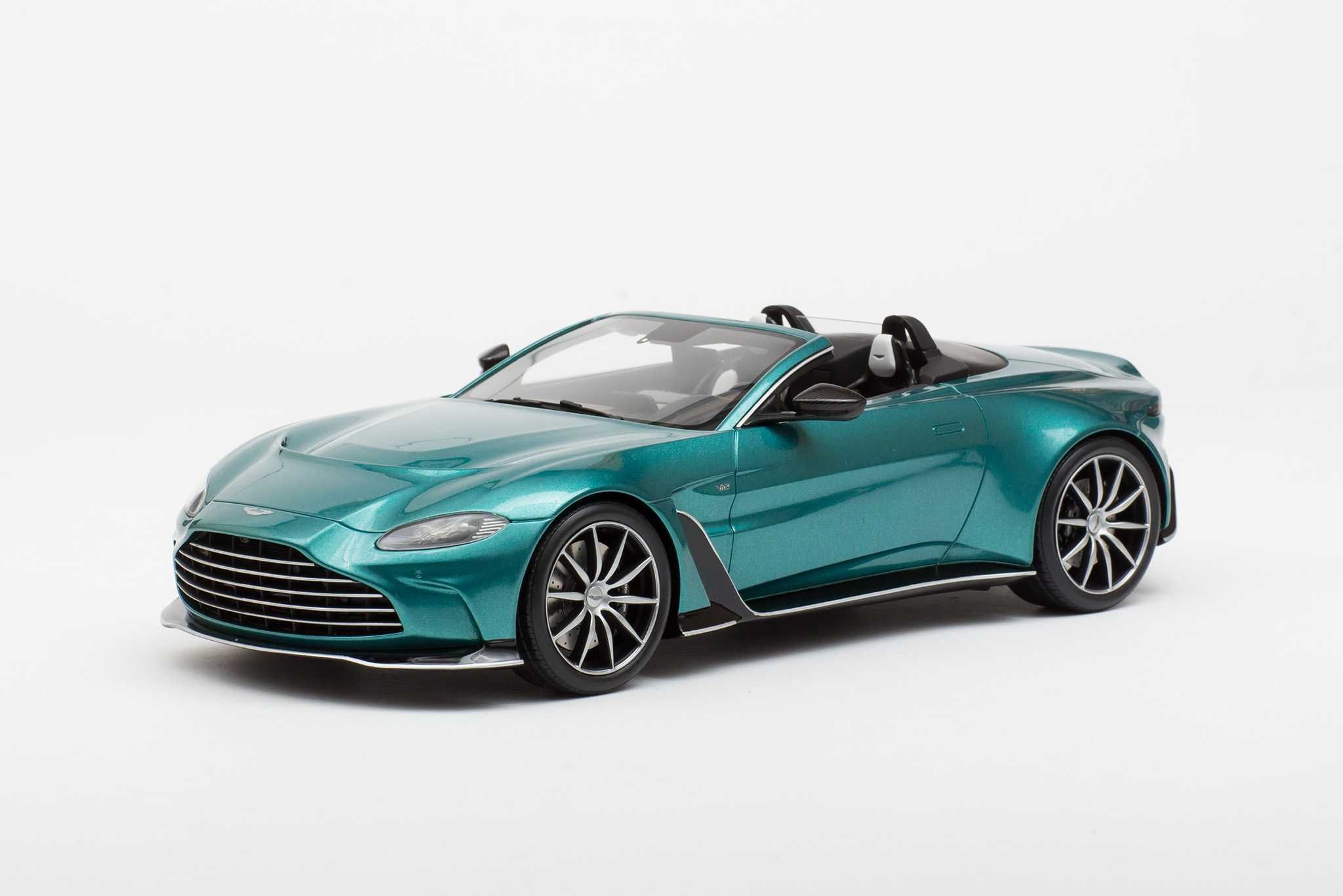Aston Martin V12 Vantage Roadster Tayos Turquoise Green GT Spirit 1:18