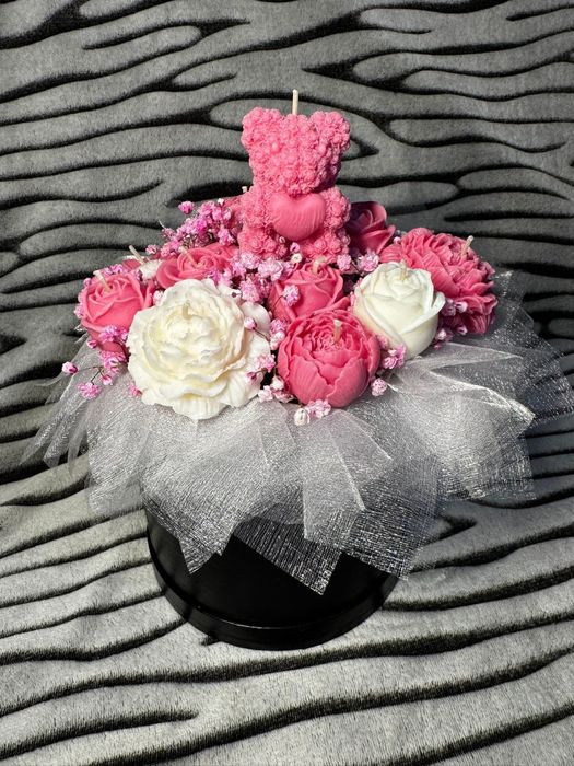 Flower Box, kwiatowe świece sojowe, rękodzieło, prezent okolicznościow