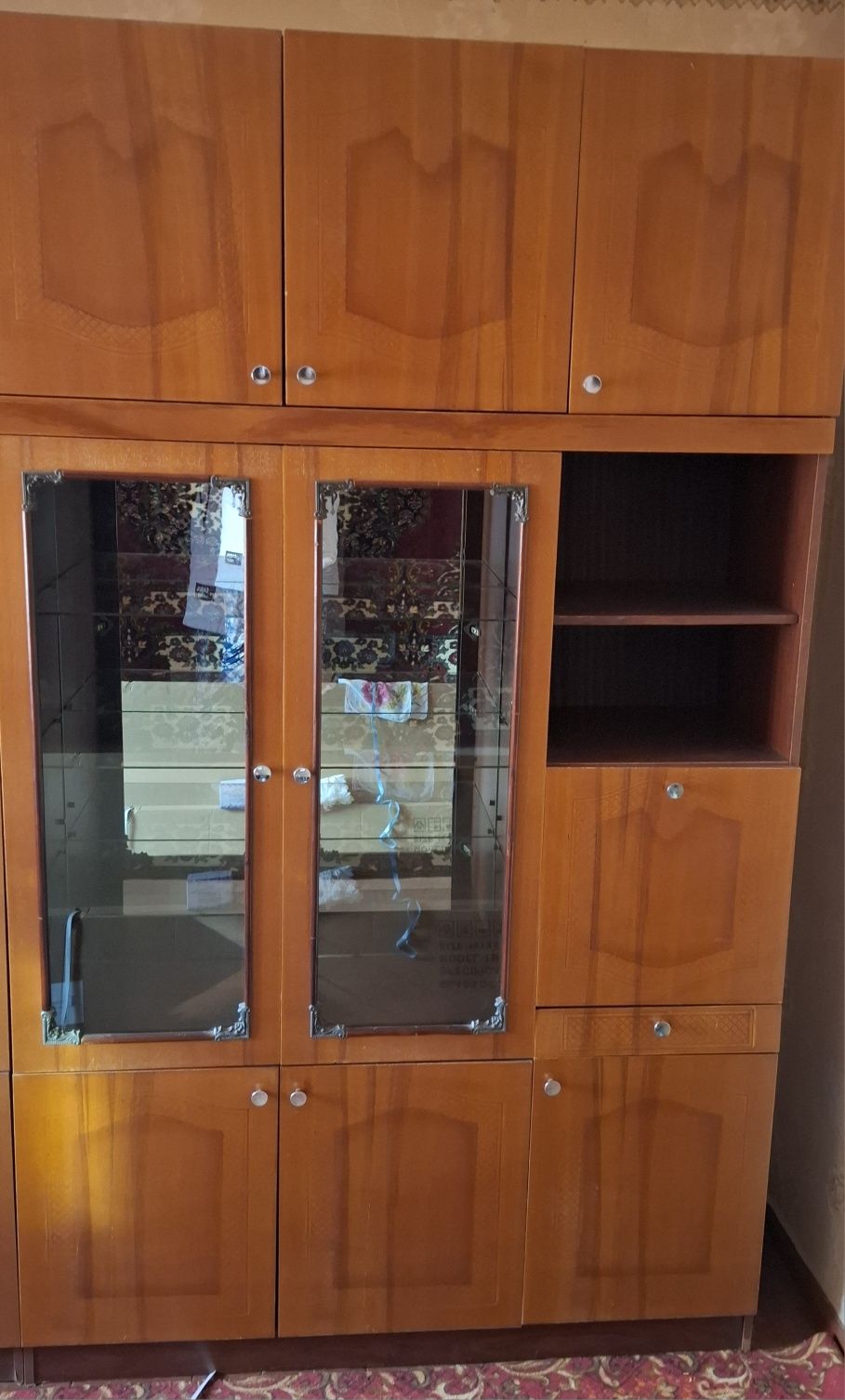 Продам комплект у вітальню