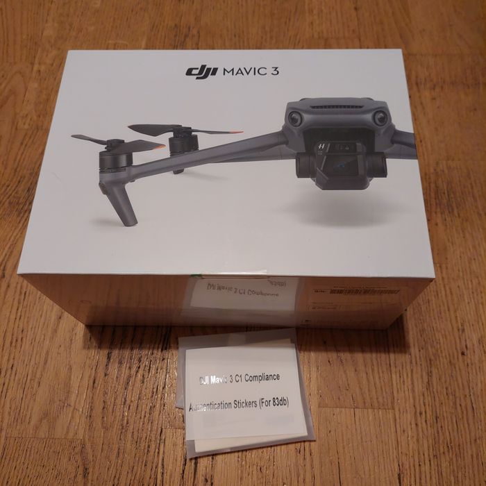 Dji mavic 3 dron nowy care