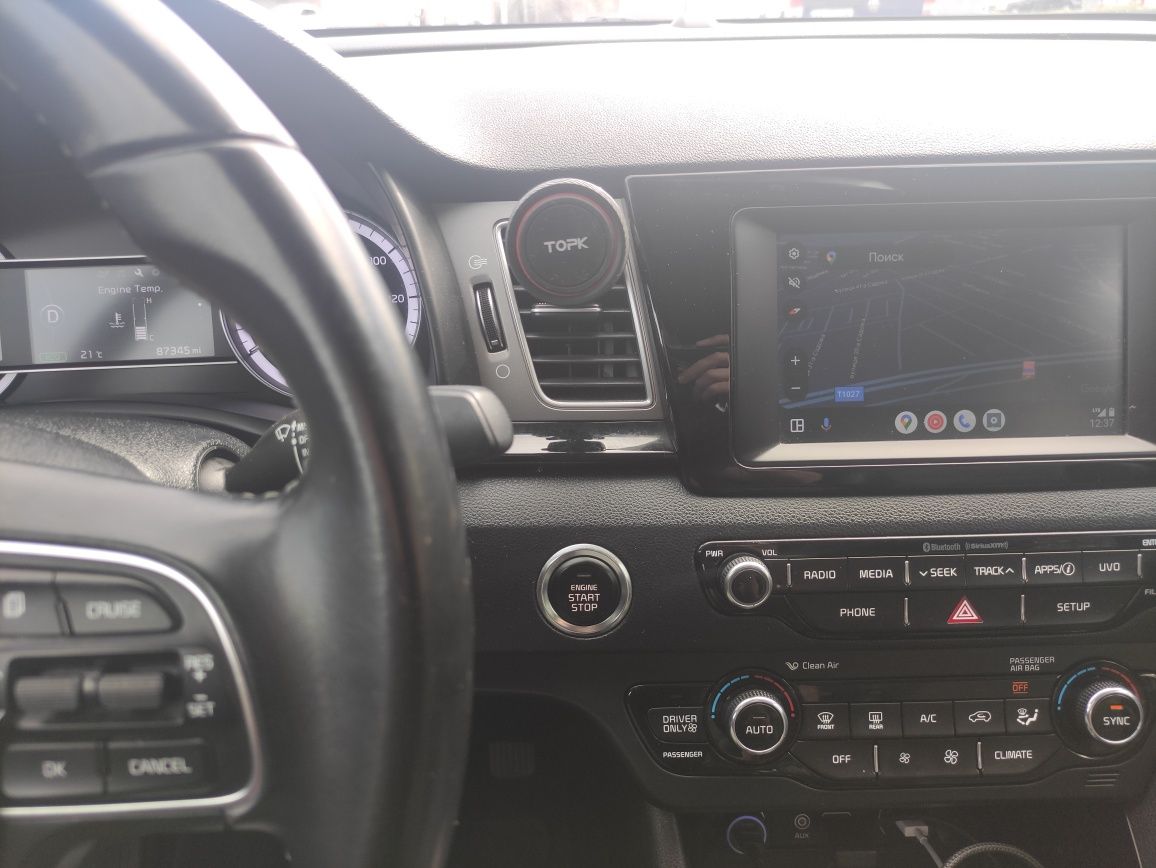Автомобіль Kia niro 2017