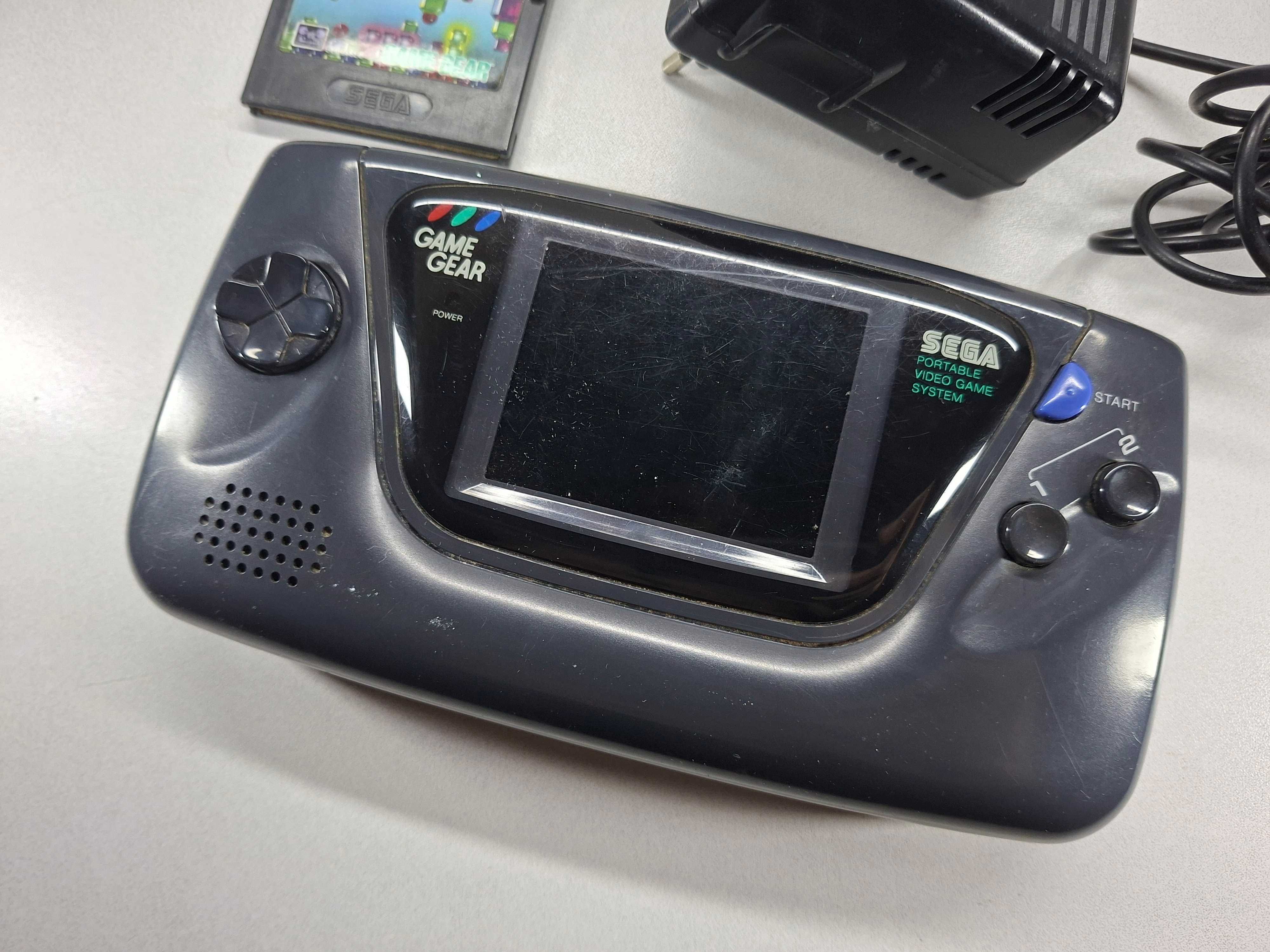Consola Portátil Sega Game Gear + Columns + Transformador