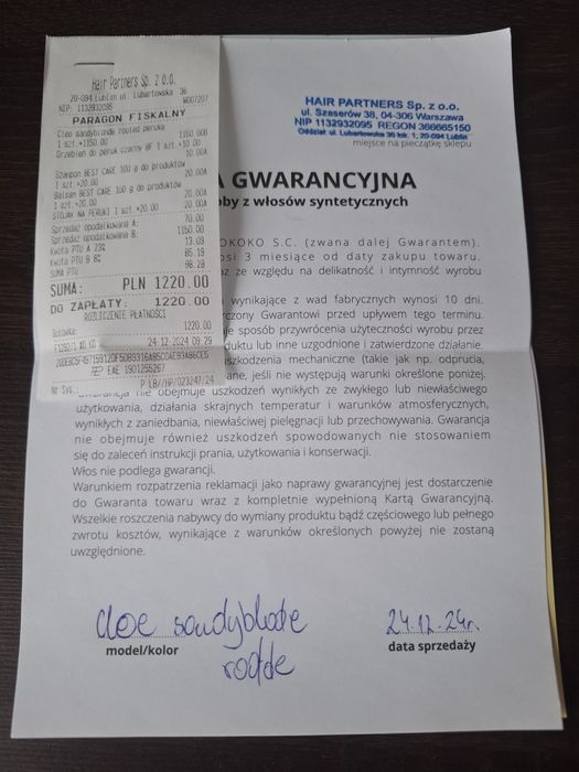 Peruka z włosów syntetycznych