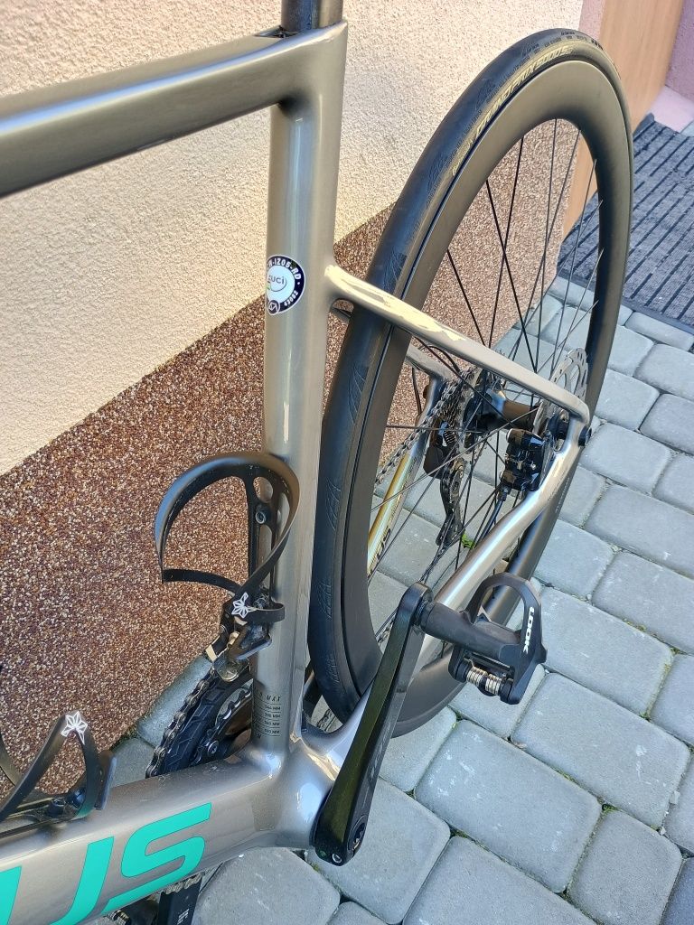 FOCUS IZALCO MAX DISC 8.7 M, koła carbon, Conti 5000 S TR