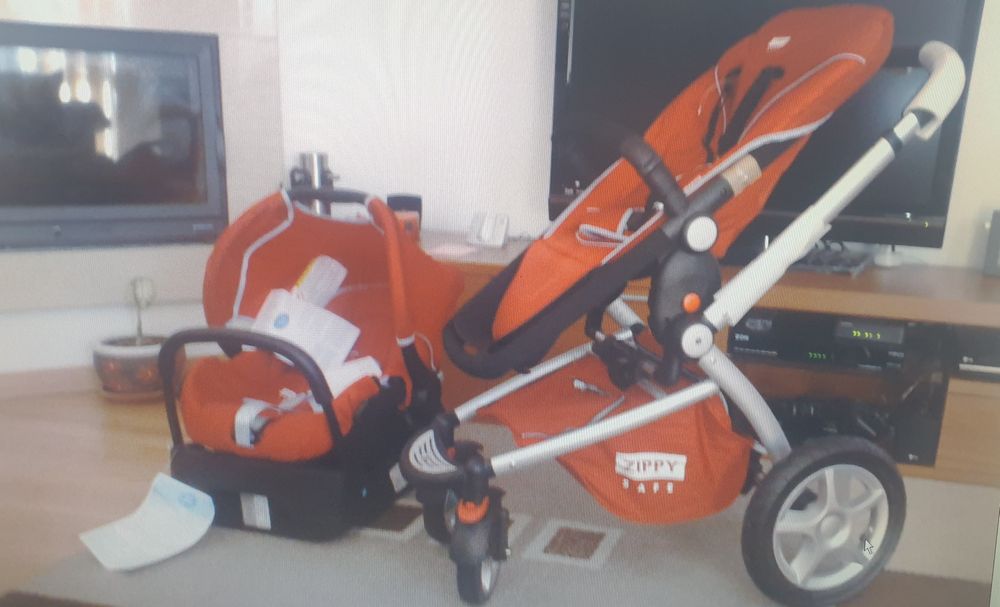 Carro zippy vermelho