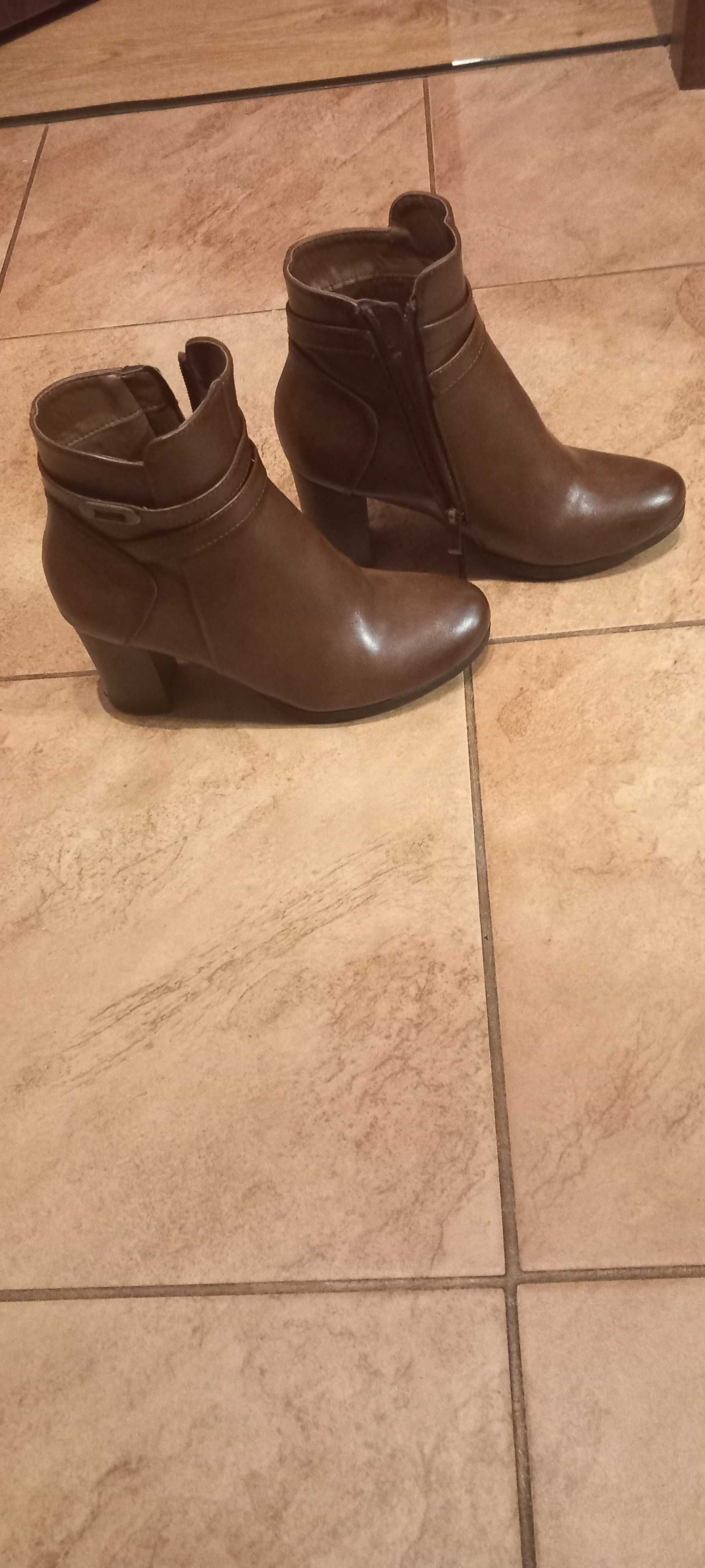 Botki Deichmann brązowe
