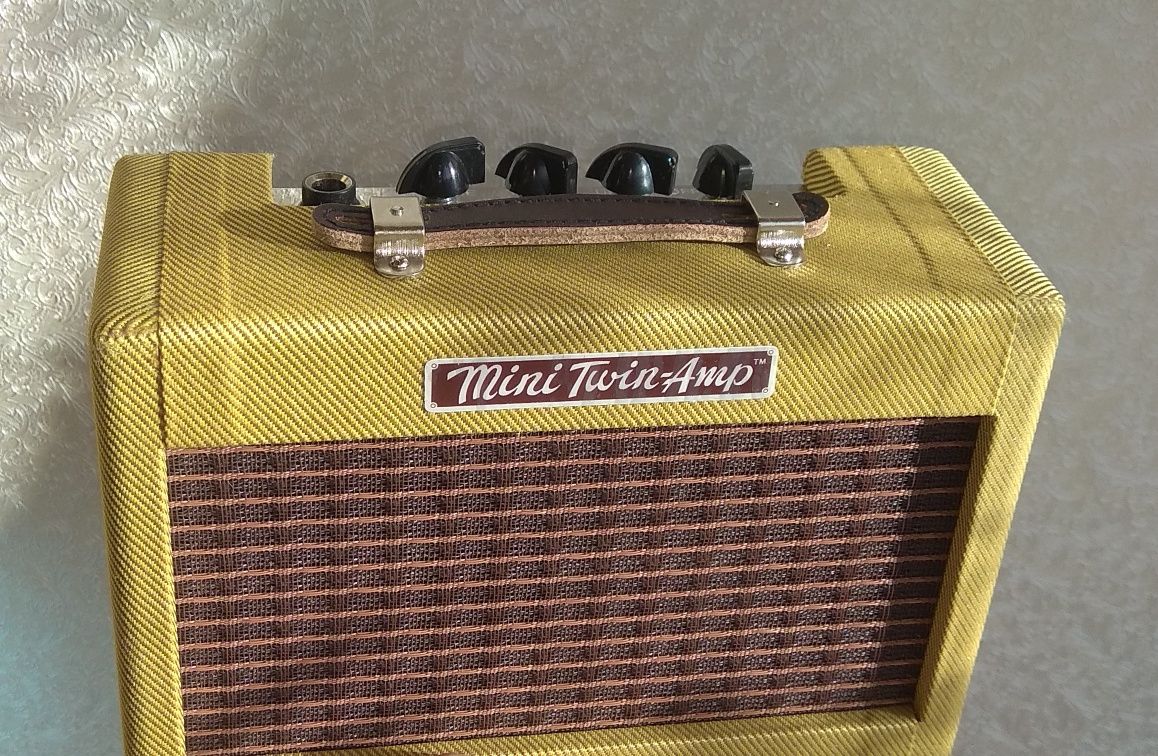 Fender Mini '57 Twin-Amp