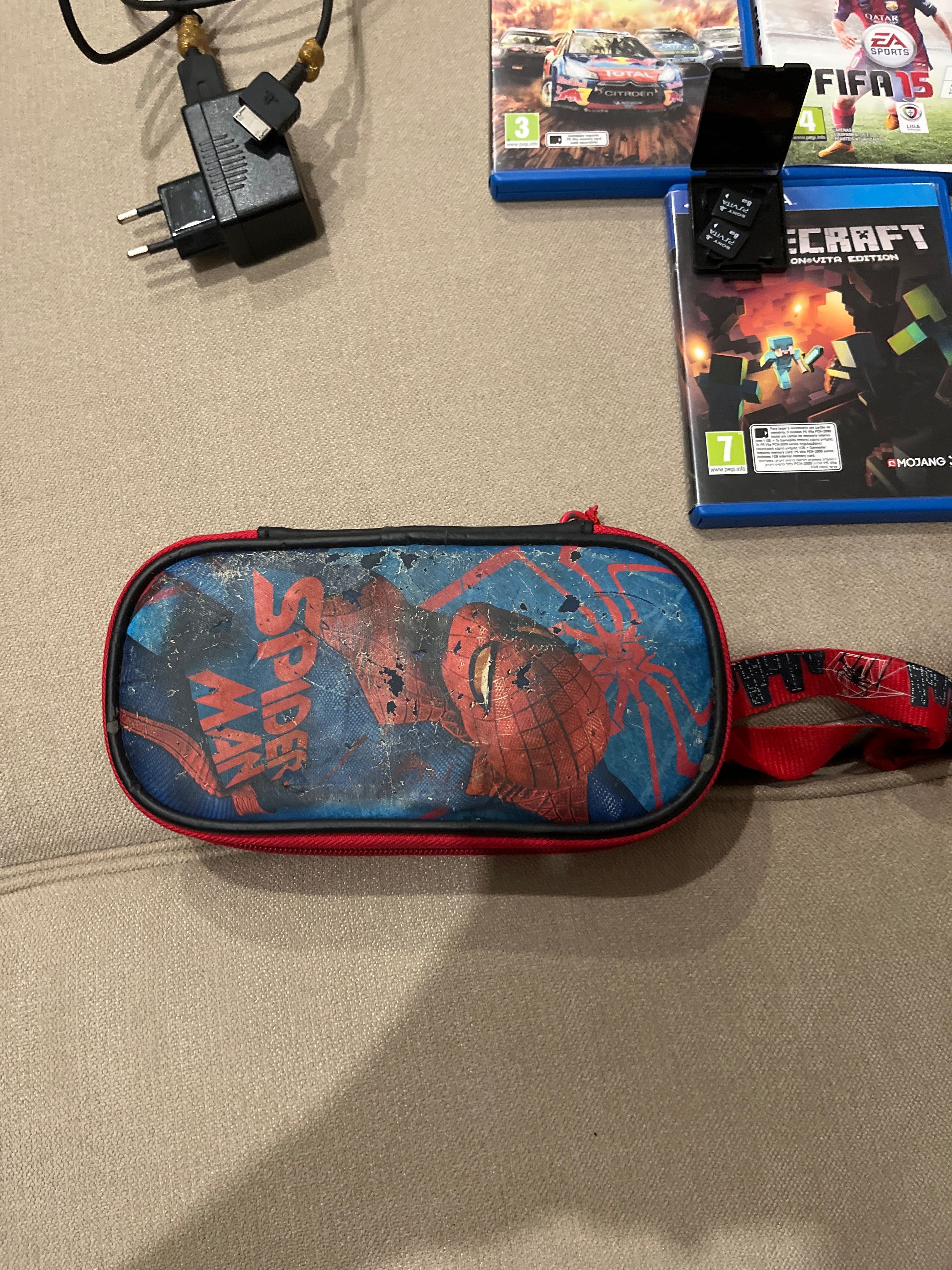 PS Vita em bom estado