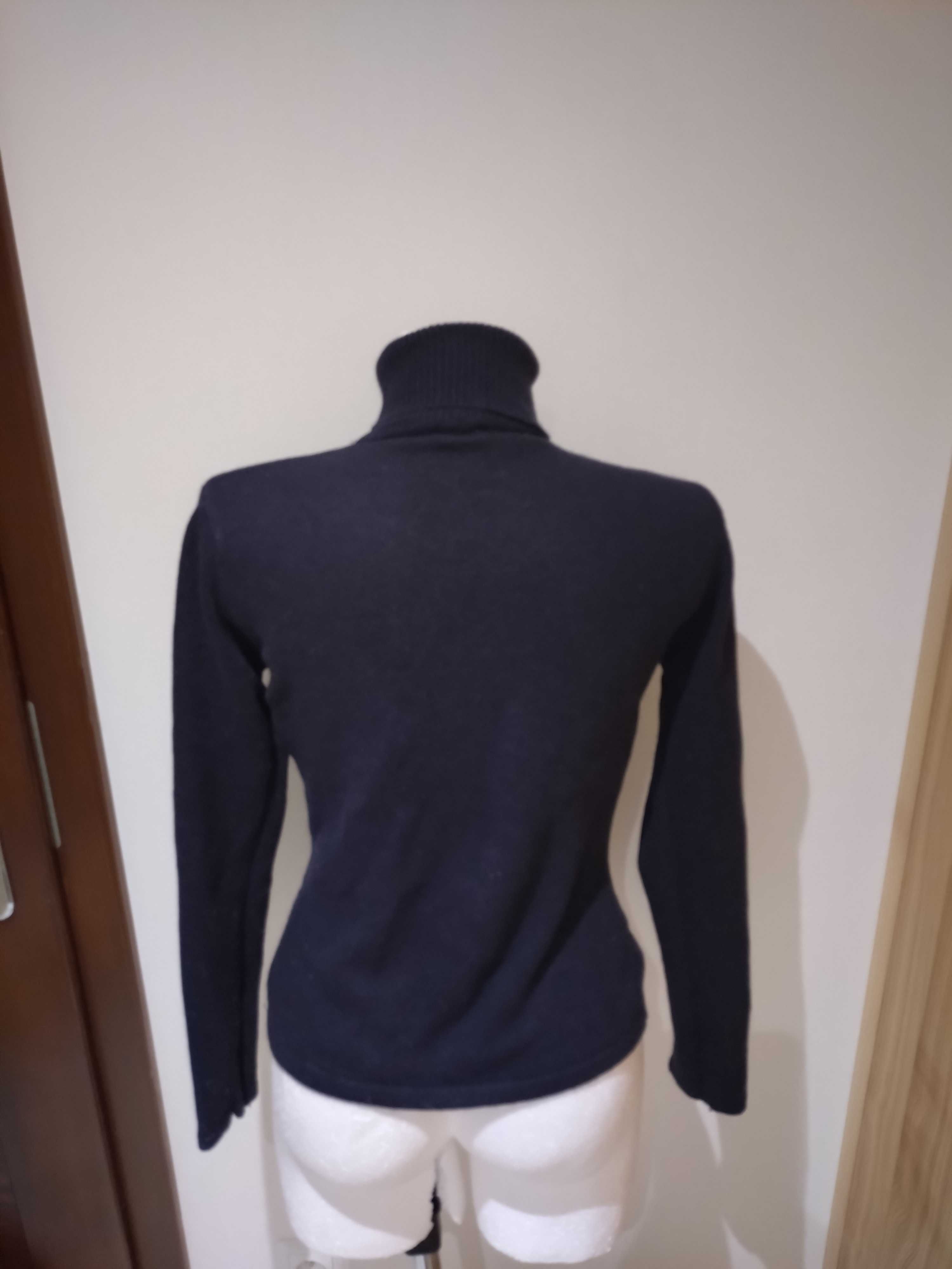 Sweter niebieski z aplikacją