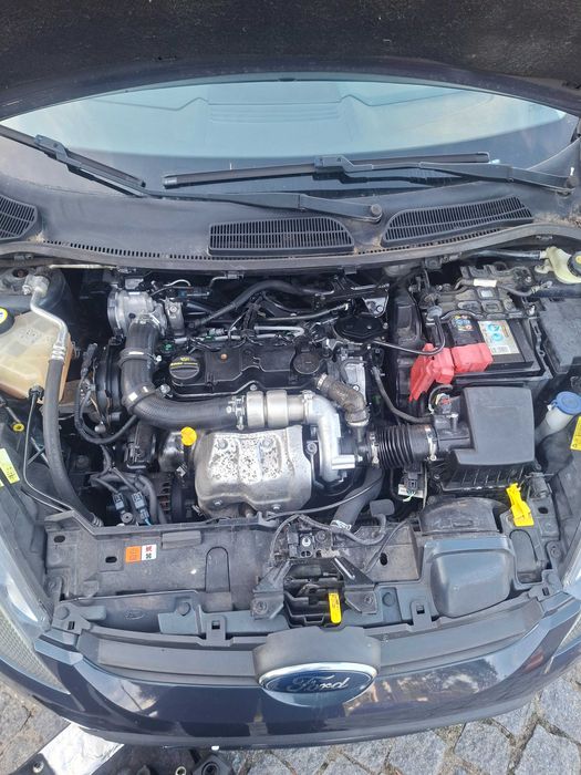 Vendo Ford Fiesta 1.4 tdci Trend 2010