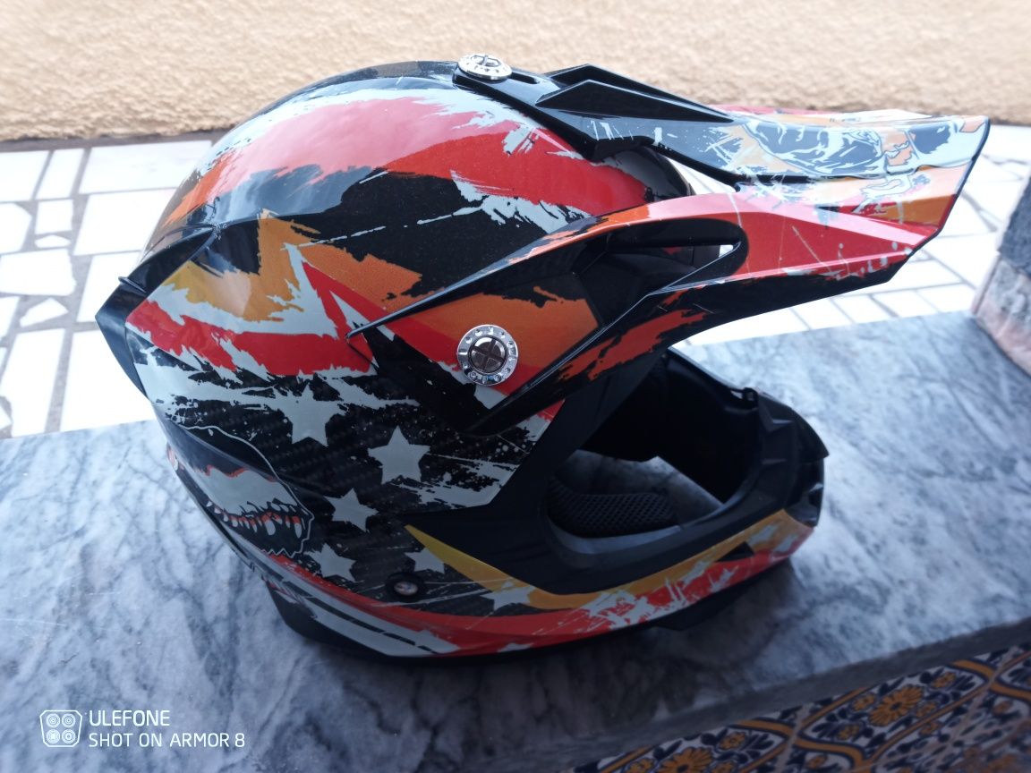 Capacete cross criança