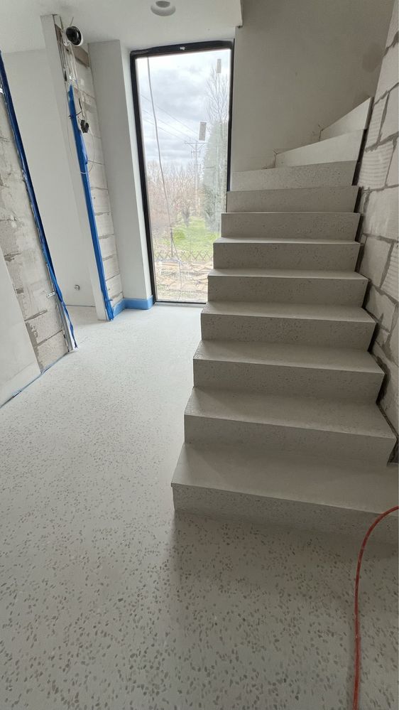 Mikrocement Lastryko Mikrobeton Terrazzo beton dekoracyjny Palladiana