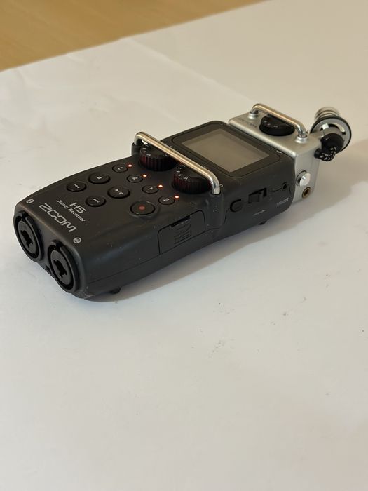 Gravador Portátil Zoom H5 com microfone sterio