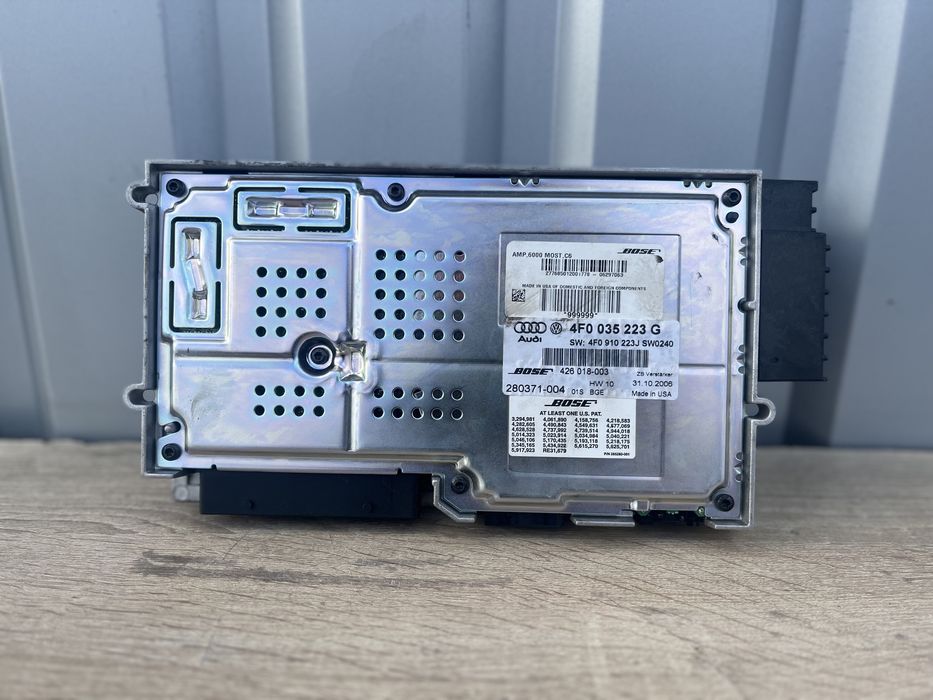 Підсилювач  звуку Bose Audi a6 c6 розборка