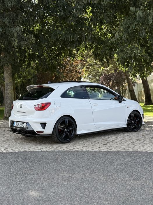 Seat ibiza cupra bocanegra 1.4 tsi 180cv