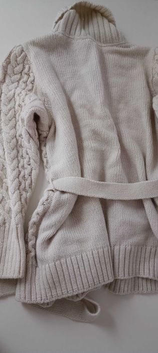 Wełniany damski sweter H&M nowy