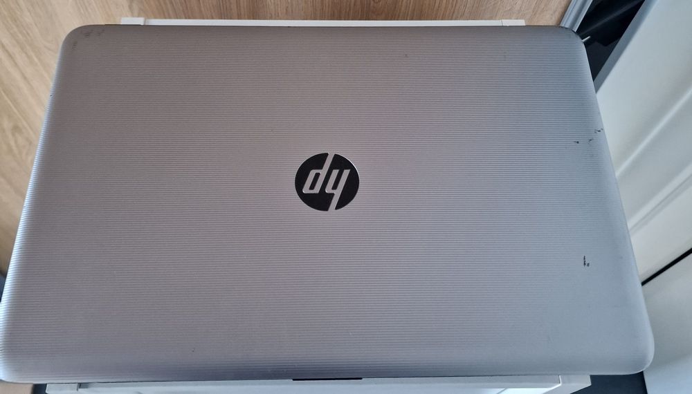 Hp 15 intel i5 6 gen em muito bom estado