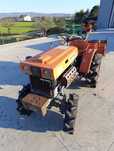 Kubota B5000, 4x4 com frese