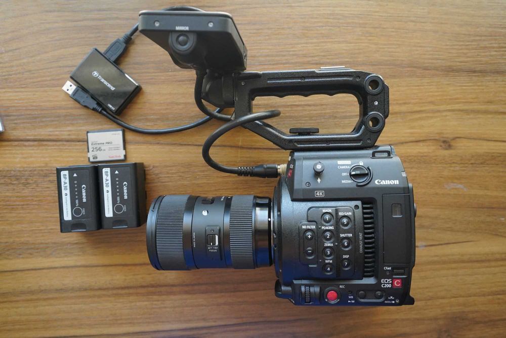 Canon c200, sigma 18-35 f1.8