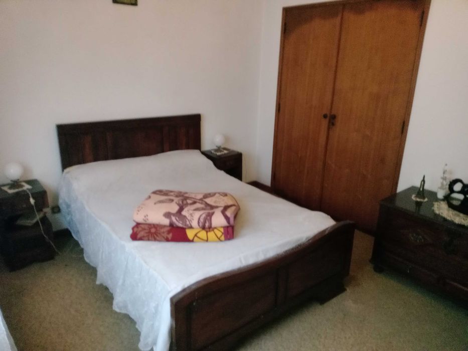 Moradia T4 no centro de Santa Marta de Portuzêlo em Viana do Castelo