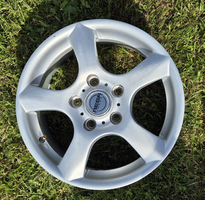 Alufelgi Mega wheels 15 ' 5x114,3 Mazda Nissan Hyundai Honda Toyota