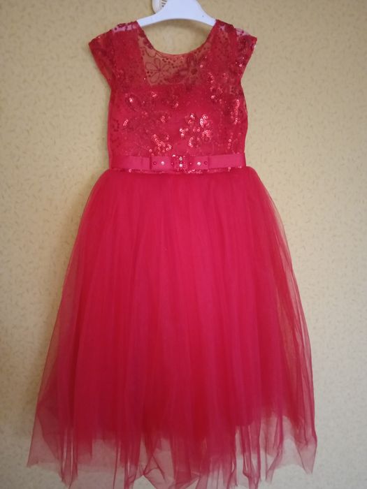 Сукня нарядна р-р 116-122