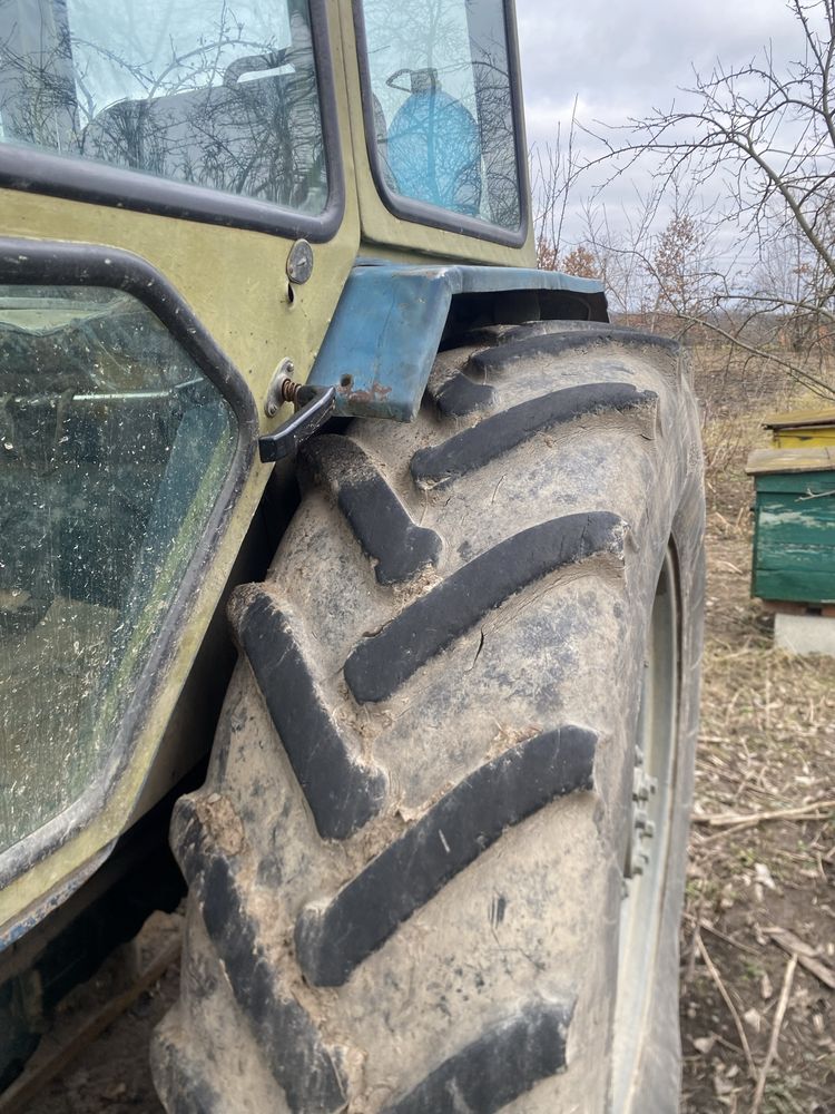 Продам трактор ЮМЗ 6