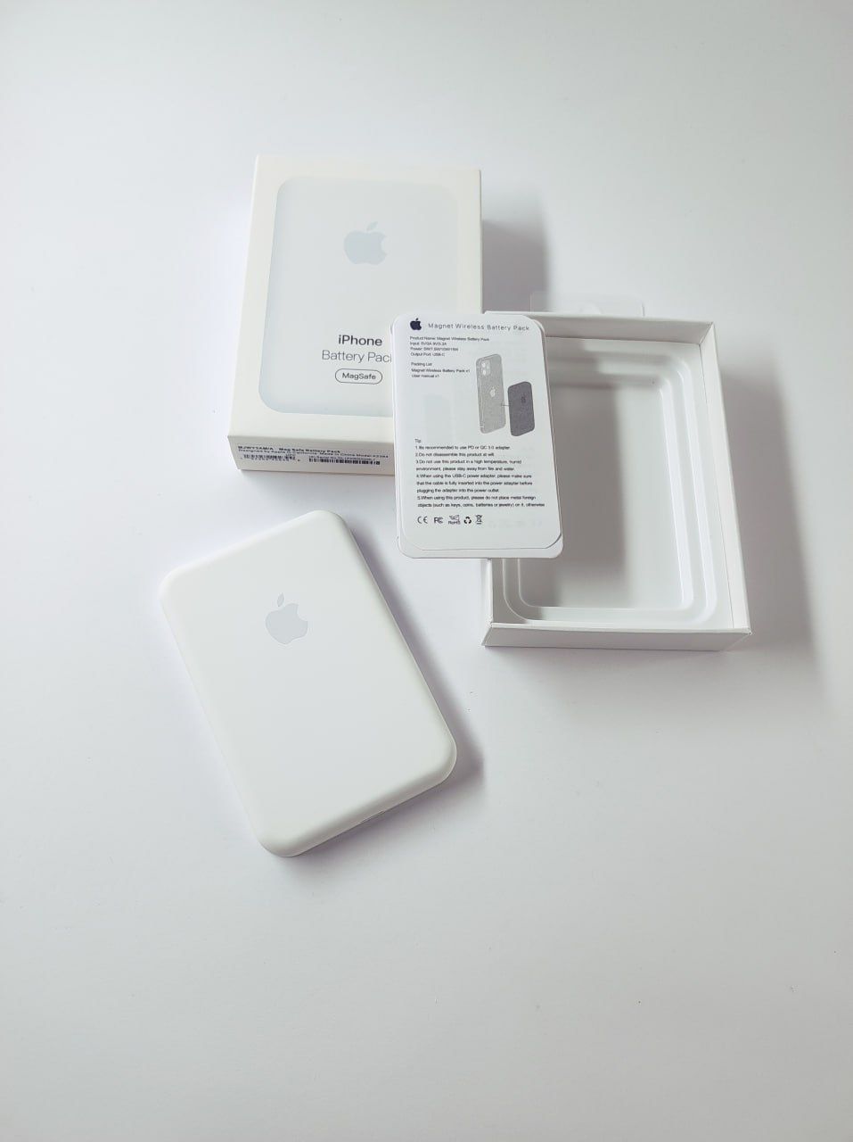 Apple iPhone battery pack Magsafe повербанк зовнішній акумулятор айфон