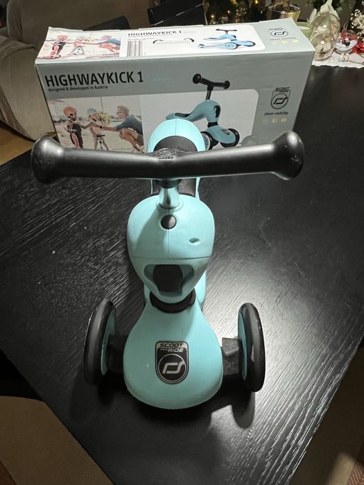 Trotinete Scoot and Ride