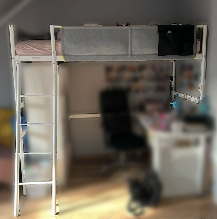 Łożko na antresoli  IKEA Vitvall