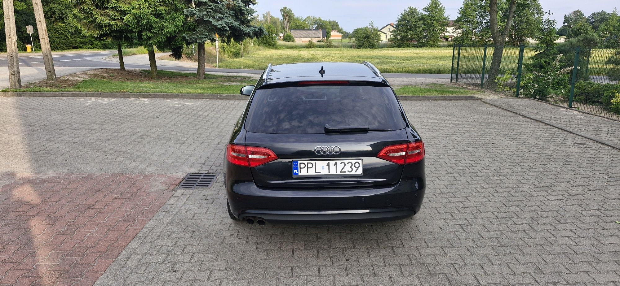 Sprzedam Audi A4 b8 2.0 tdi 2013 rok