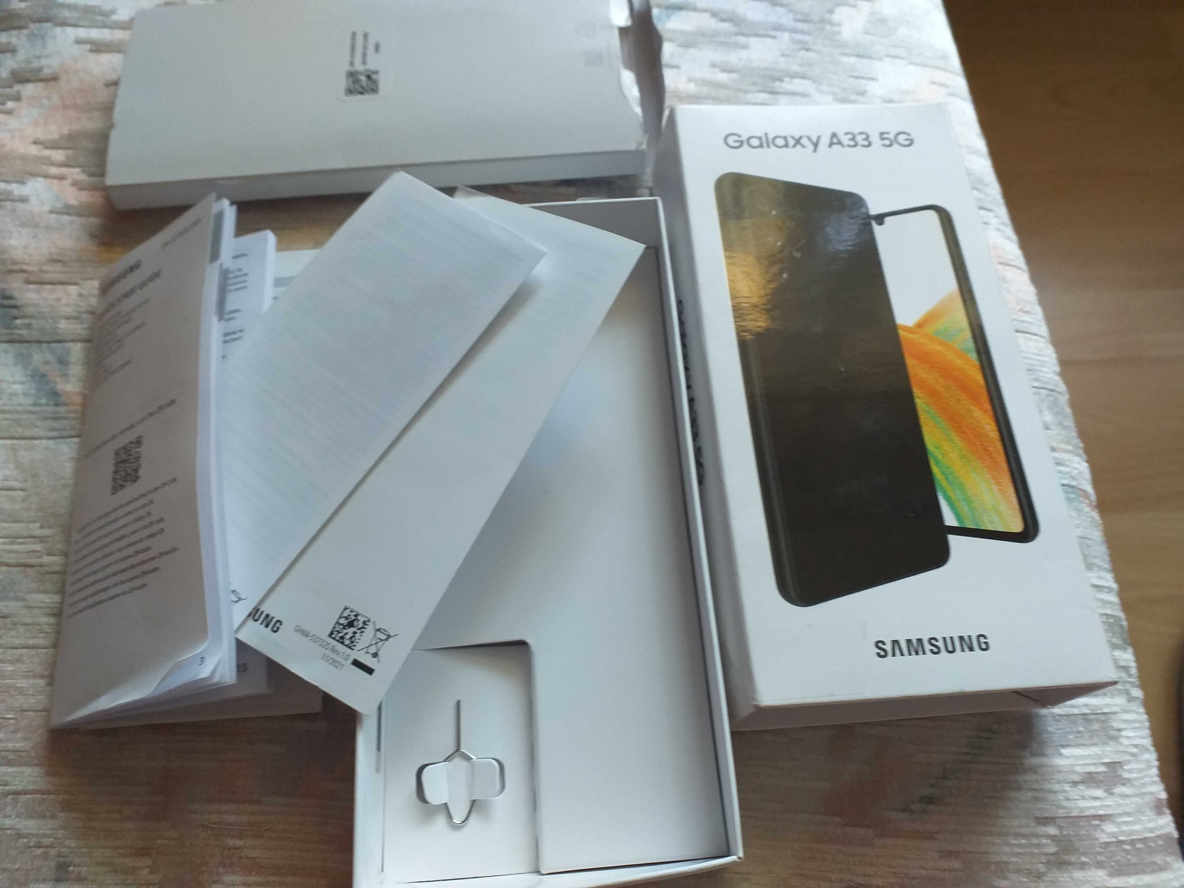 Pudełko do Galaxy A33  5G + ładowarka