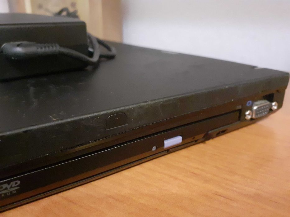 Promocja laptop IBM ThinkPad T43 Pentium M 1,86 GHz + GRATIS