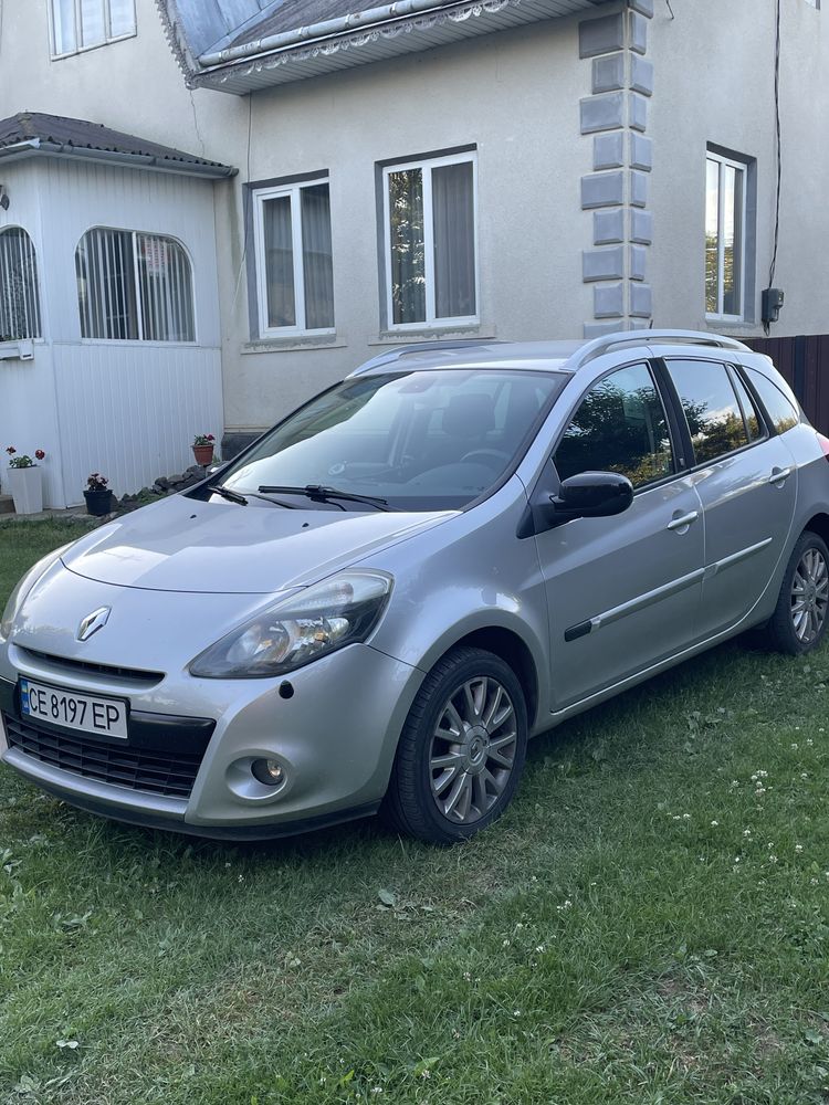 Продам автомобиль Renault Clio |||