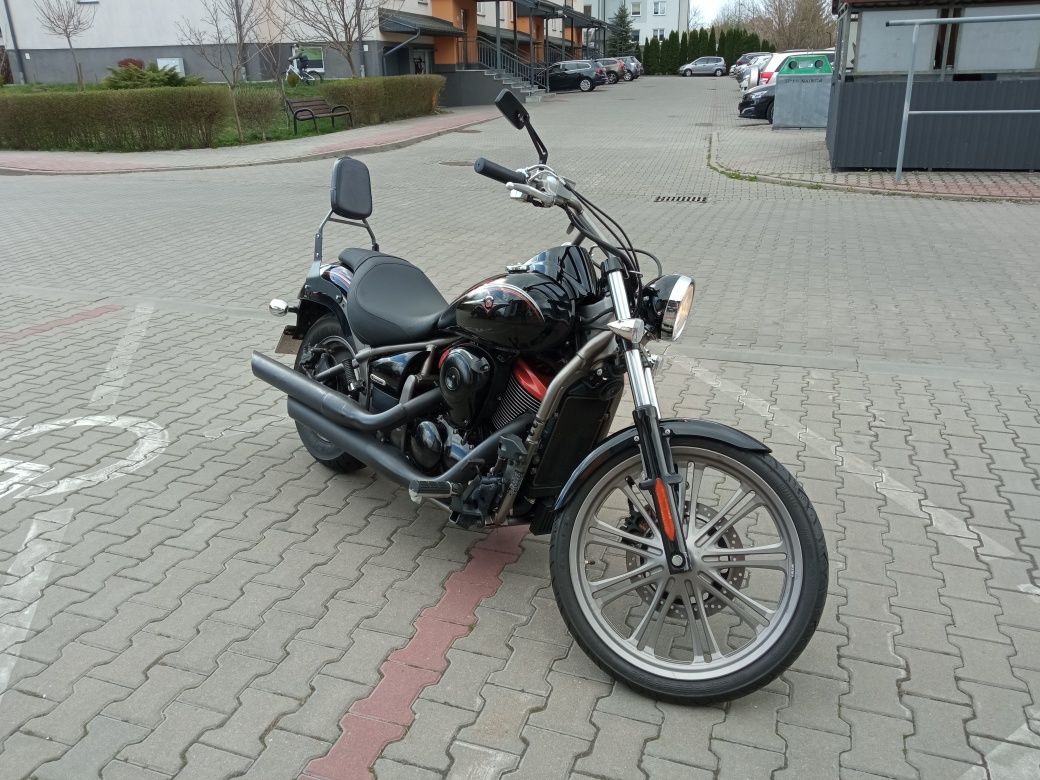 Kawasaki VN 900 Custom