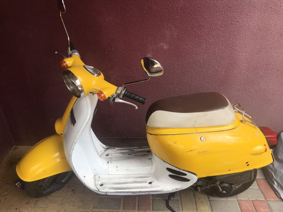 Продам скутер honda giorno 2T