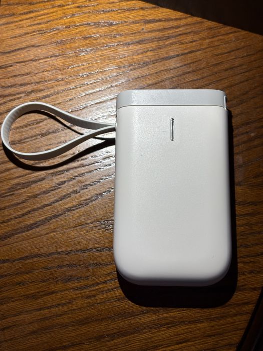 Принтер етикетов NIIMBOT D11