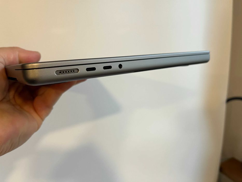 Laptop Apple MacBook A2442 Pro M1 Pro 16G 1000GB Space Gray 2021r FV23