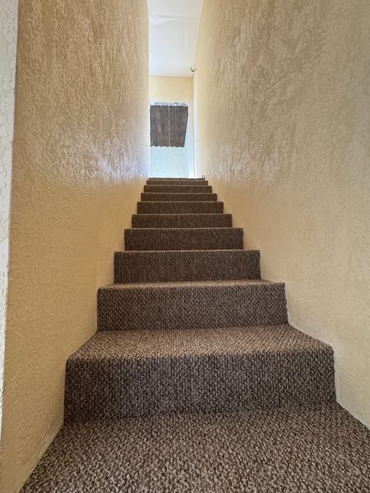 Таунхаус на два входи