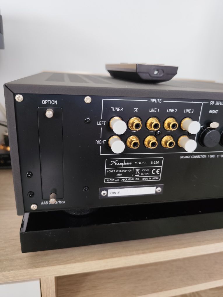 Accuphase E-250 idealny