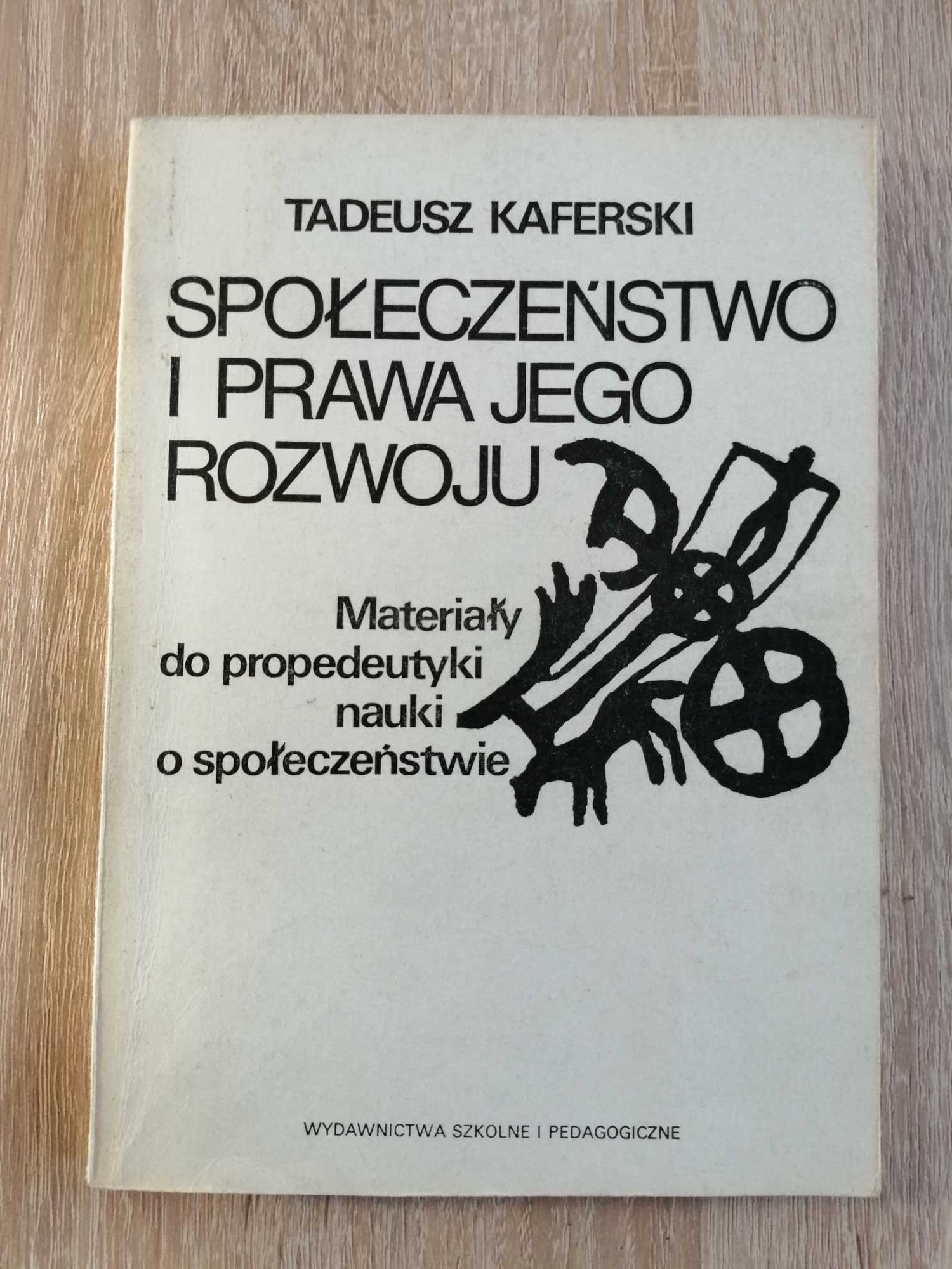 Społeczeństwo i prawa jego rozwoju