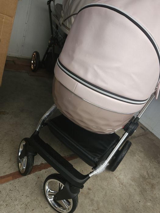 Nowy wózek 3w1 adbor