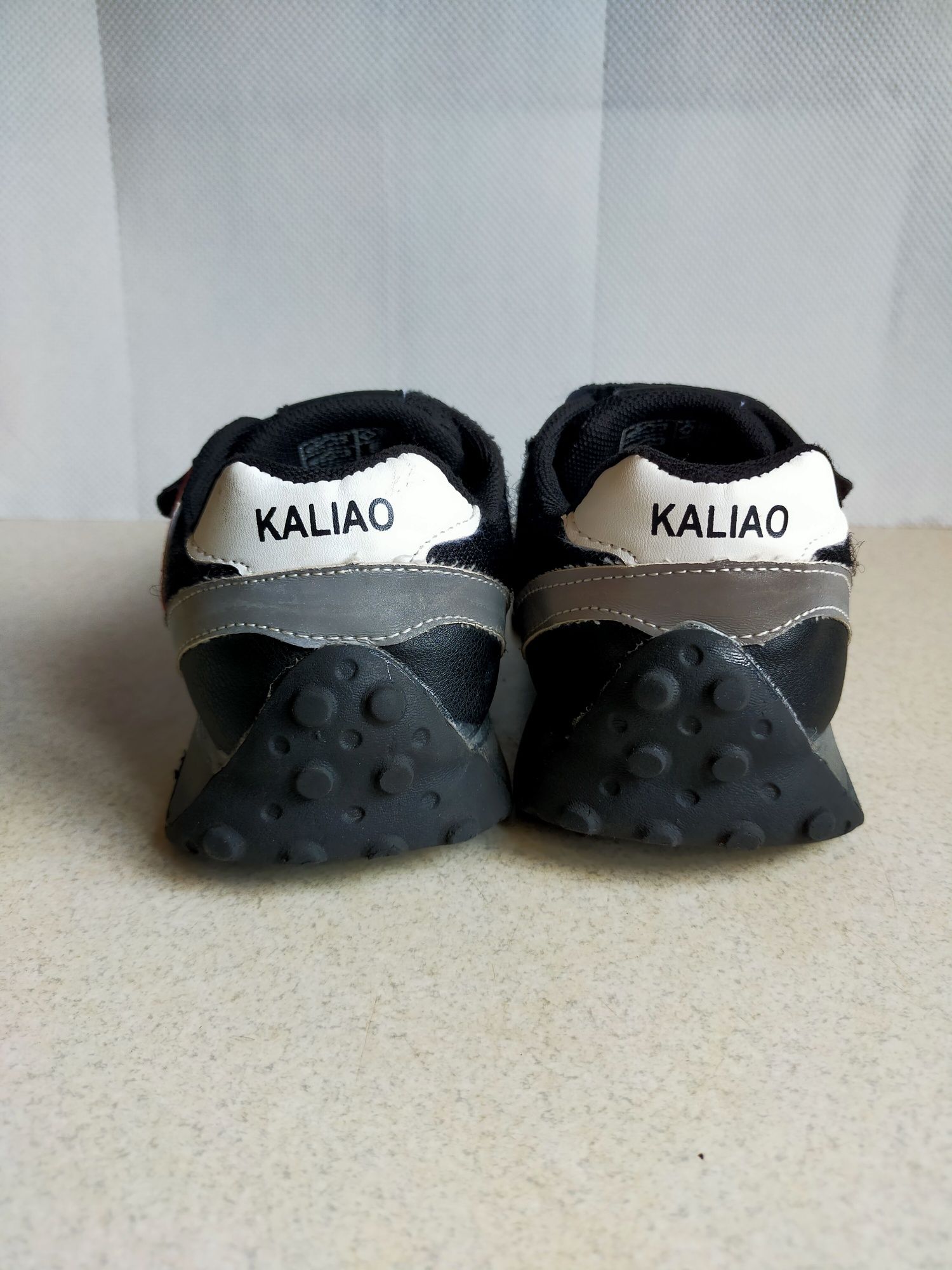 Buty sportowe Kaliao 32