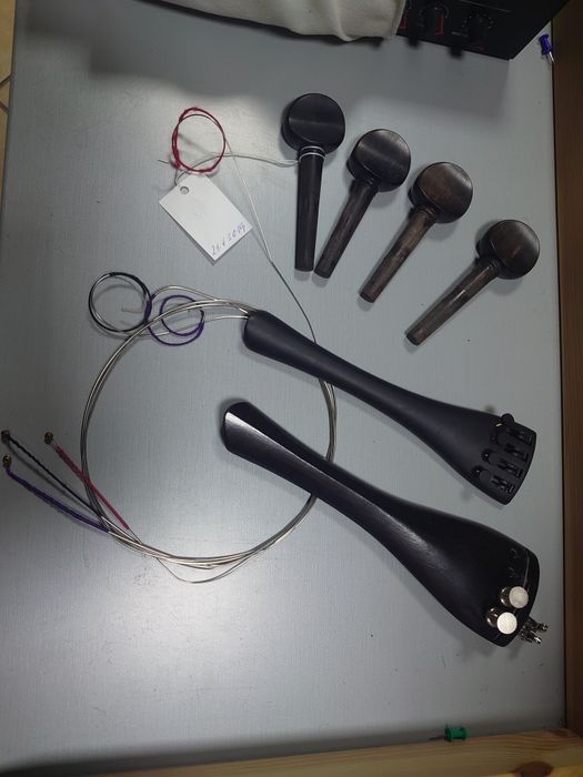 Wiolonczela Akcesoria Kołki Strunociąg 4/4 Strunociąg 3/4