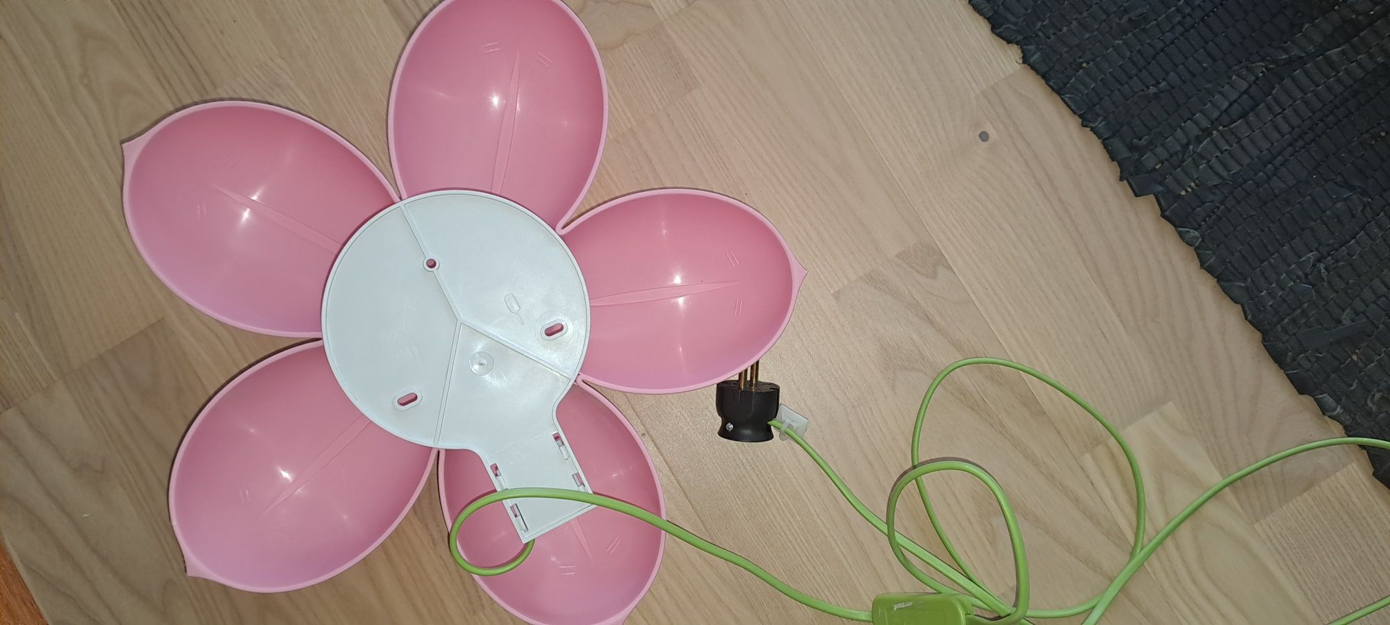 Lampka IKEA dla dzieci