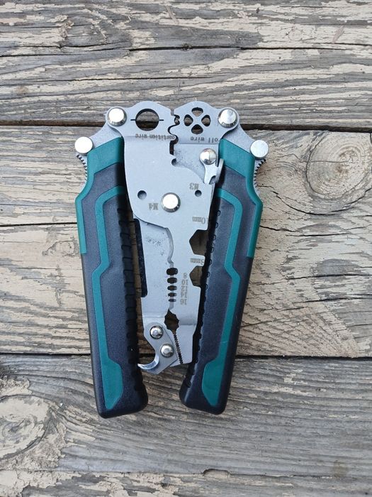 Мультитул пасатижі 5-в-1 (знімач ізоляції, різак, обтискач, гайковий к