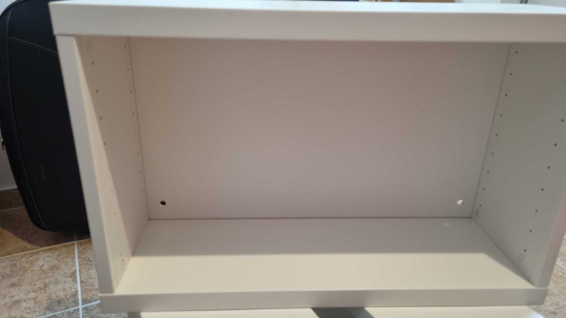 Estantes Ikea Bestã