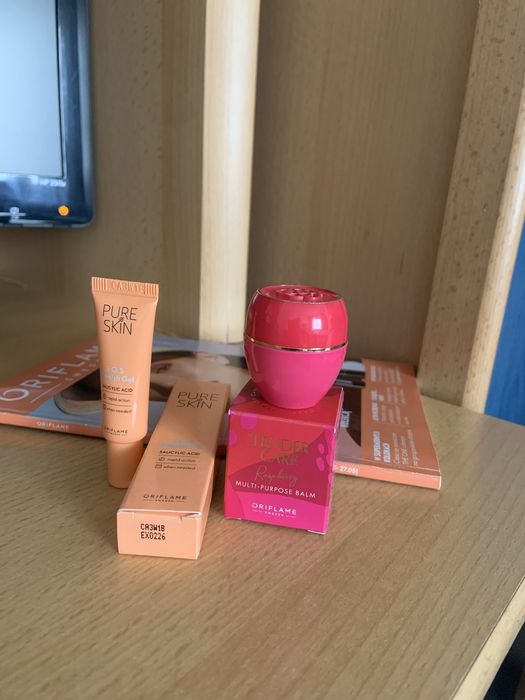 Zestaw balsam do ust Malina Oriflame + żel SOS na wypryski