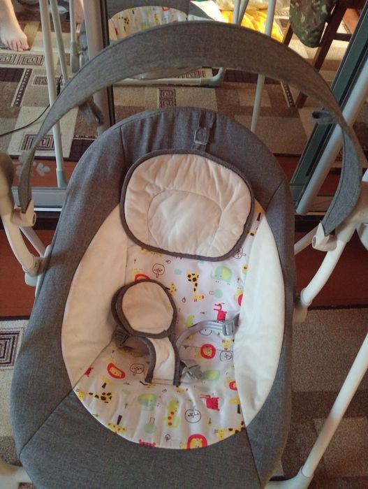 Дитячий шезлонг-гойдалка